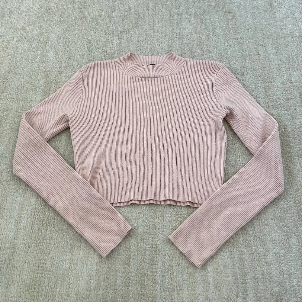 Brandy Melville Cropped Pink Mockneck Sweater - Picture 1 of 9
